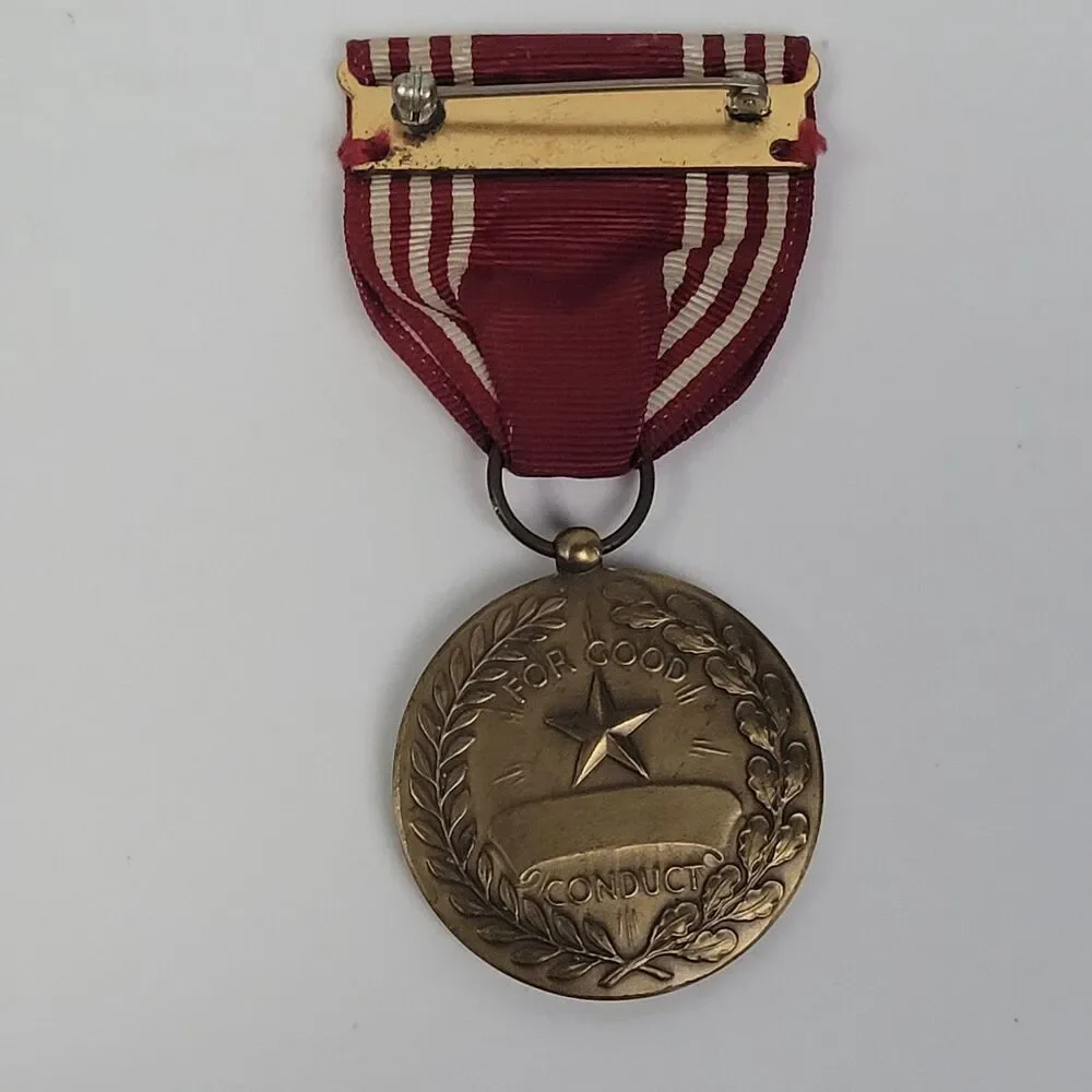 WW2 Good Conduct Medal Efficiency Honor Fidelity Lapel Pin Unissued